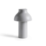 Bild in Gallery-Viewer laden, Moderne tragbare Tischlampe – minimalistisches, wiederaufladbares Licht für Innen- und Außenbereich