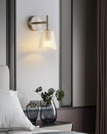 Bild in Gallery-Viewer laden, Bravira Modern Glass Wall Lamp – Minimalistische Wandleuchte für Schlafzimmer, Flur & Schminktisch