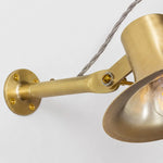 Bild in Gallery-Viewer laden, Solid brass arm and backplate detail