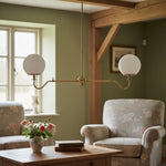 Charger l'image dans la visionneuse de galerie, Lustre globe en verre courbé Glorica – Luminaire moderne pour chambre