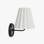 Cargar imagen en el visor de la Galería, Lámpara de pared moderna de tela plisada texturizada Ruffmeto para salas de estar