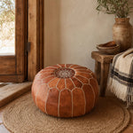 Cargar imagen en el visor de la Galería, brown Moroccan pouf room scene
