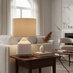 Bild in Gallery-Viewer laden, Ceruna Mehrgrößen Keramik-Tischlampe mit Wellenmuster – Gemischte Materialien mit Leinen-Schirm für Wohnzimmer