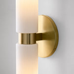 Cargar imagen en el visor de la Galería, Lámpara de pared doble Rivora con tubo de vidrio acanalado: iluminación de pared contemporánea para la entrada