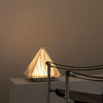 Bild in Gallery-Viewer laden, Fragment Tischlampe