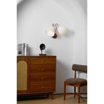 Cargar imagen en el visor de la Galería, Lámpara de pared Madelyn