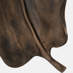 Cargar imagen en el visor de la Galería, Raised carved leaf vein detail