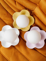 Bild in Gallery-Viewer laden, Rivolence Blütenblatt-inspirierte skulpturale Wandleuchte für Wohnzimmer & Schlafzimmer