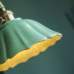 Cargar imagen en el visor de la Galería, Lámpara colgante vintage de cerámica celadón con forma de loto