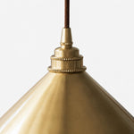 Cargar imagen en el visor de la Galería, Close view of the shade crown and cord connection