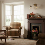 Charger l'image dans la visionneuse de galerie, Applique murale géométrique linéaire Lumio Globe – Luminaire moderne pour salle de bain, idéal pour les zones miroir et lavabo