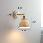 Bild in Gallery-Viewer laden, Vintage japanische Keramik Messing 1-Licht Wandlampe