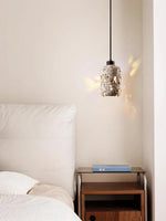 Cargar imagen en el visor de la Galería, Lámpara colgante recortada de travertino en forma de barril