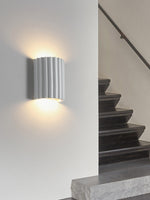 Cargar imagen en el visor de la Galería, Lámpara de pared moderna de resina acanalada