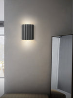 Cargar imagen en el visor de la Galería, Lámpara de pared moderna de resina acanalada