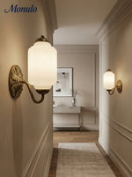 Bild in Gallery-Viewer laden, Vintage Milchglas Wandleuchte Nachttisch Flur Eloise Wandleuchte