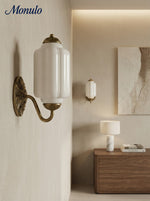 Bild in Gallery-Viewer laden, Vintage Milchglas Wandleuchte Nachttisch Flur Eloise Wandleuchte