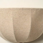 Bild in Gallery-Viewer laden, Loomis Moderne Art Deco Wandleuchte mit strukturiertem Stoffschirm für Schlafzimmer und Eingangsbereich