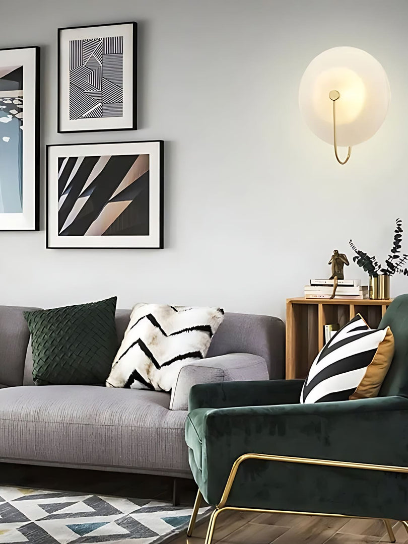 Moderne Glas-Wandleuchte – Gerippte Glasleuchte mit Scheiben-Wandhalterung