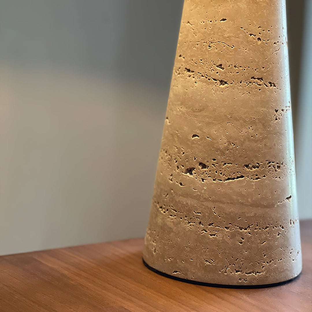 Lulu Tischlampe aus Travertin