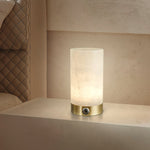 Bild in Gallery-Viewer laden, Totem Alabaster Tischlampe (eingebauter Akku)