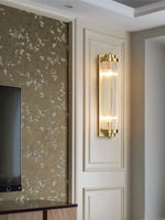 Charger l&#39;image dans la visionneuse de galerie, Applique murale cannelée – Lampe en verre nervuré avec applique en laiton et verre
