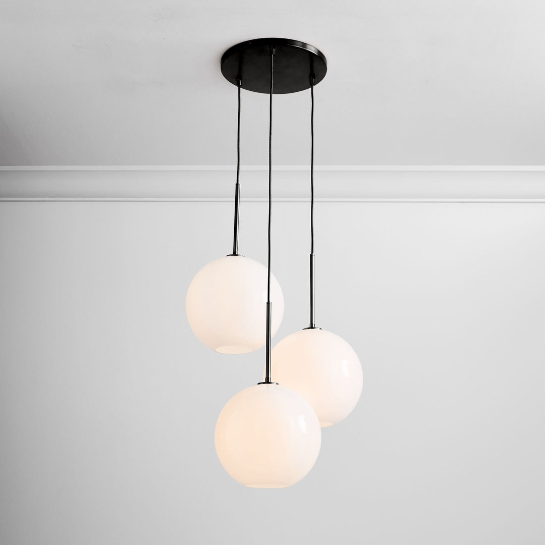 Lámpara de araña minimalista de cristal Selvion: luminaria escultural de vidrio artesanal