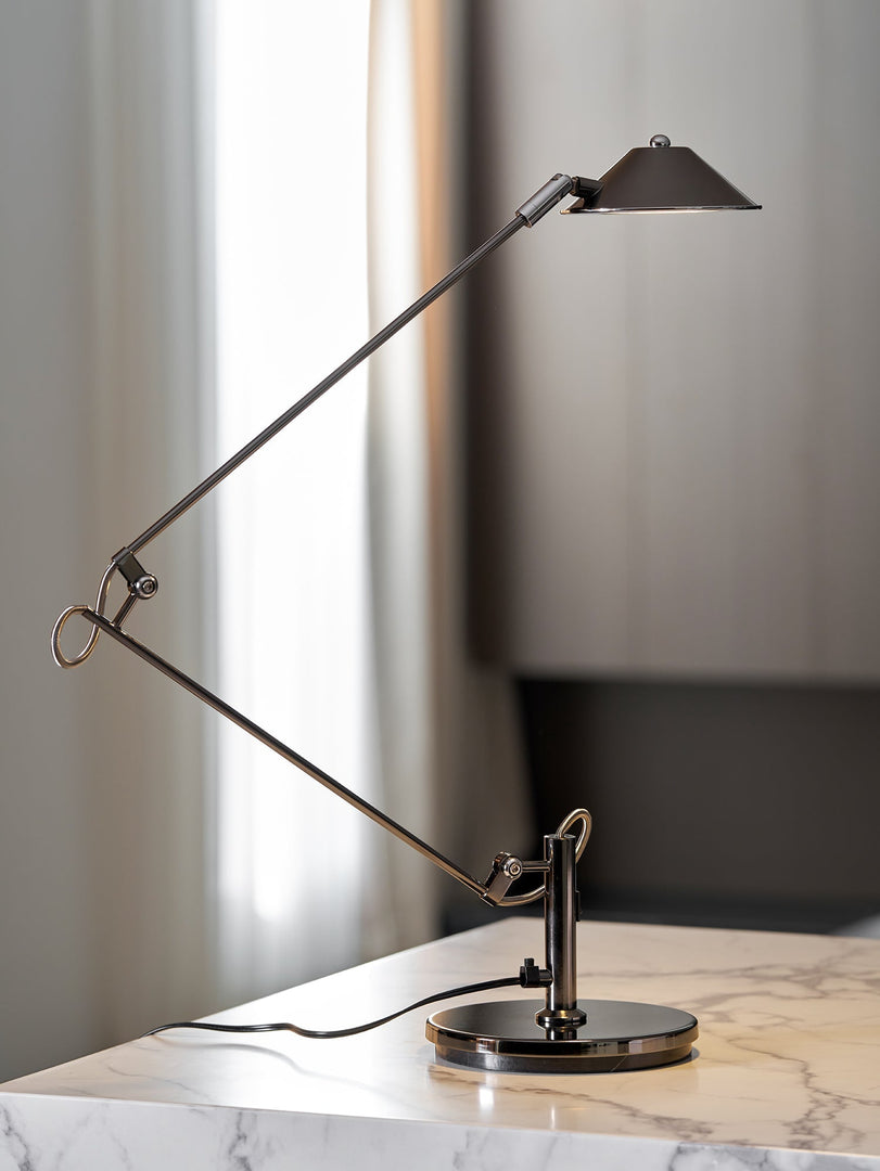 Verstellbare Schwarze Büroarbeitslampe