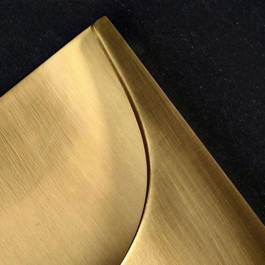 Aplique de Pared de Latón Estilizado Sconique - Diseño Minimalista Perfil Arquitectónico para Vestíbulo