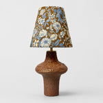 Cargar imagen en el visor de la Galería, Vintage ceramic table lamp with blue floral fabric shade