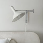 Cargar imagen en el visor de la Galería, Aplique de pared de metal blanco con brazo ajustable
