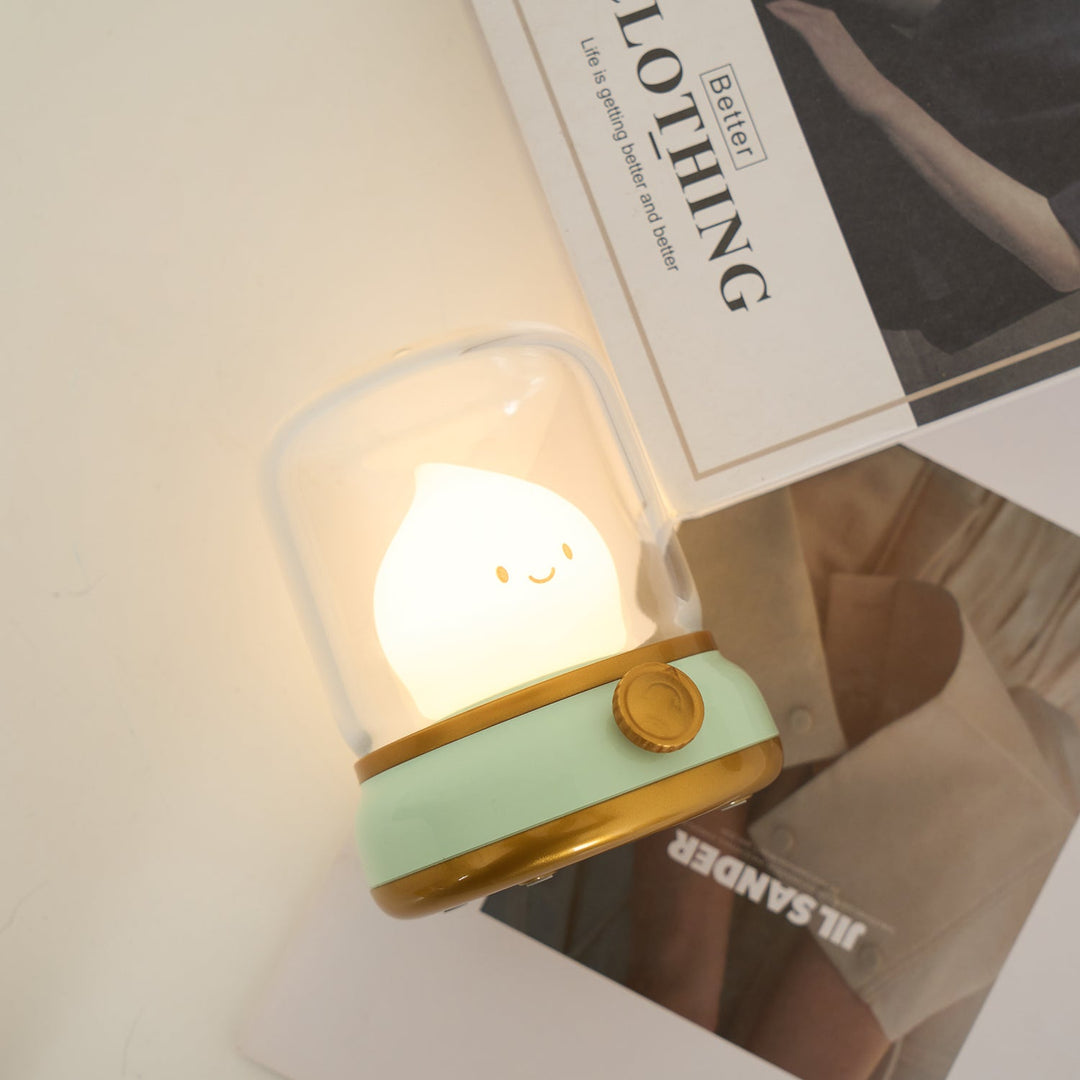 Luz nocturna pequeña LED con forma de llama