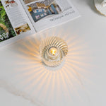 Charger l&#39;image dans la visionneuse de galerie, Lampe de table en cristal diamant (batterie intégrée)

