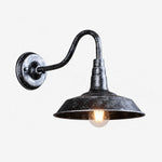 Charger l'image dans la visionneuse de galerie, Antique silver wall light with warm bulb lit
