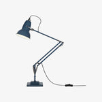 Charger l'image dans la visionneuse de galerie, Lampe de bureau vintage Modryx réglable – Lumière de travail industrielle pour bureaux à domicile