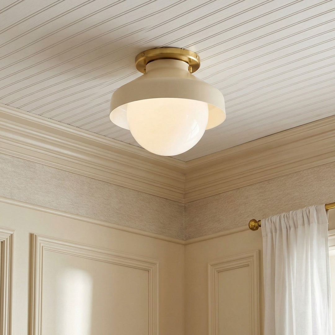 Hanton Aufputz-Deckenleuchte – Modernes minimalistisches Leuchtmittel mit Milchglas- und Metallschirm