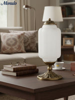 Charger l'image dans la visionneuse de galerie, Lampe de table Eloise en verre vintage