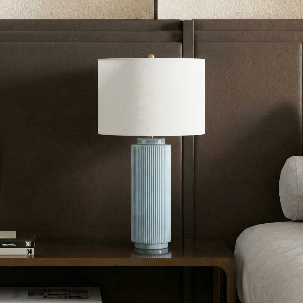 Ceruna Minimalistische Keramik-Tischlampe - Keramikfuß mit einem Lampenschirm aus Leinen