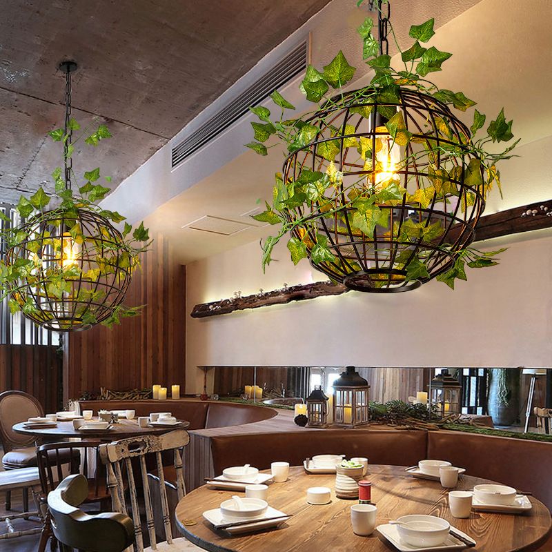 Suspension Verdeleia à plusieurs niveaux ornée de plantes – Lampe suspendue moderne pour la décoration intérieure