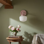 Charger l&#39;image dans la visionneuse de galerie, Opalume Glass Vanity Light - Vintage Inspired Bathroom Wall Lighting
