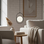 Charger l'image dans la visionneuse de galerie, Lampe suspendue élégante Kuvia – Luminaire suspendu en verre raffiné pour cuisine et salons N67