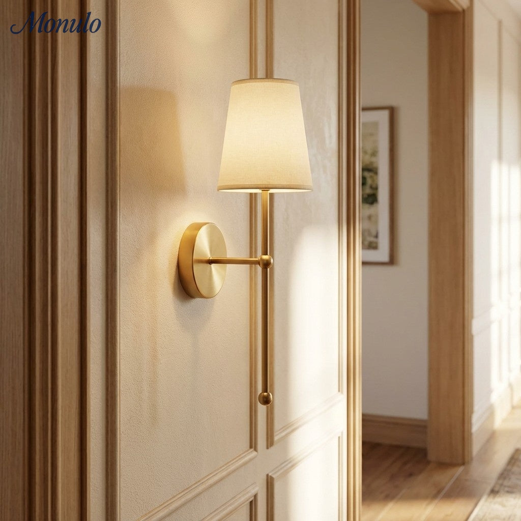 Rowan Nordic Rustikale Messing Stoff-Wandlampe