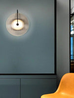 Bild in der Galerieansicht laden, Moderne Glas-Wandleuchte – Gerippte Glasleuchte mit Scheiben-Wandhalterung

