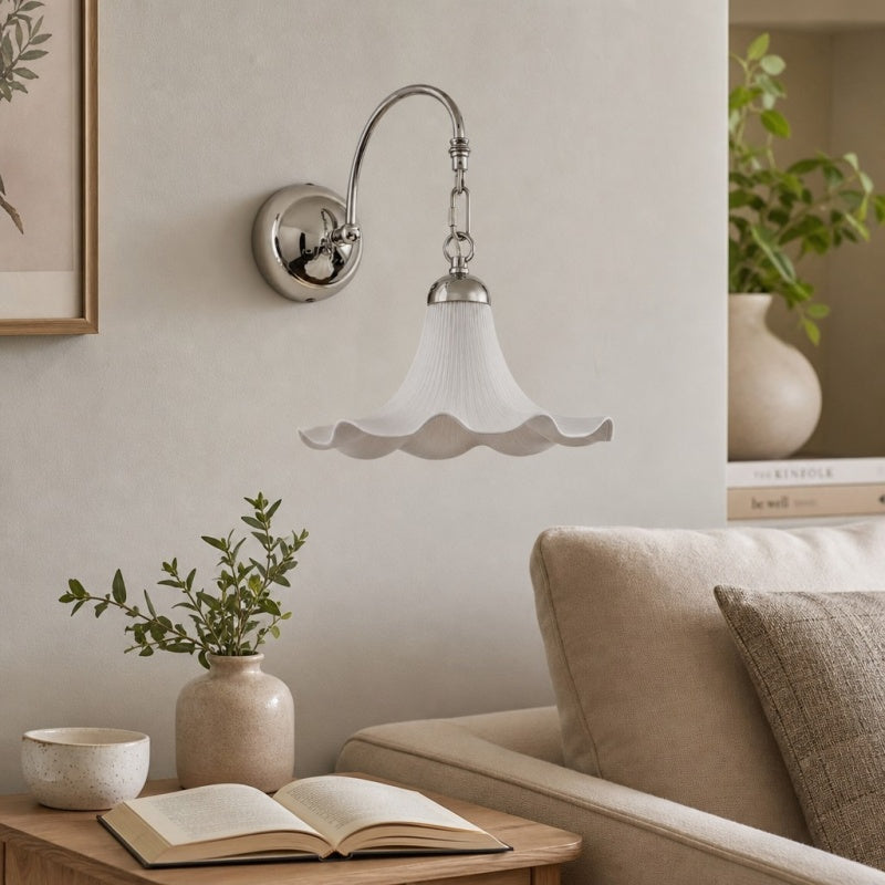 Cazelle French Style Floral Wall Lamp – Artistic Retro Sconce for Background Lighting
