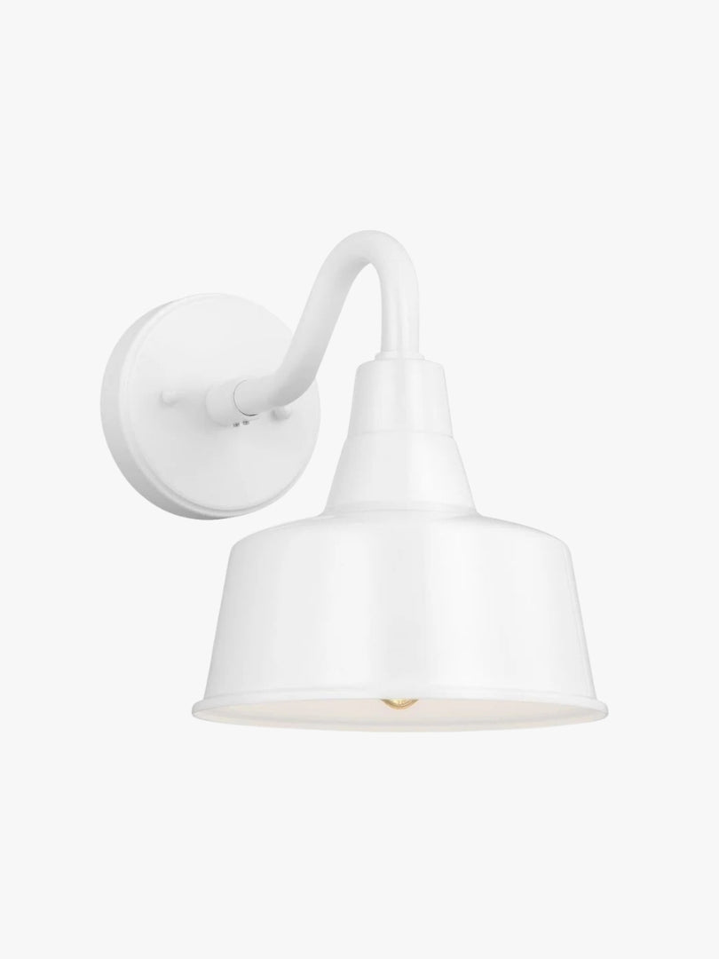 Aplique de pared para granero de exterior Korvi: iluminación retro de aluminio resistente