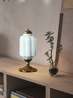 Charger l&#39;image dans la visionneuse de galerie, Lampe de table LED Eloise vintage en verre
