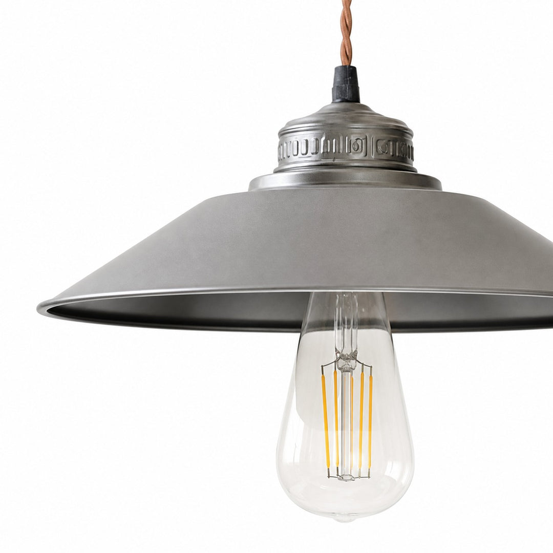 ribbed saucer hardware and shade edge