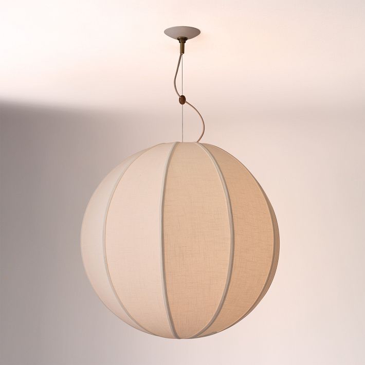 Lámpara colgante Alvian: pantalla de lino con altura ajustable para un comedor acogedor