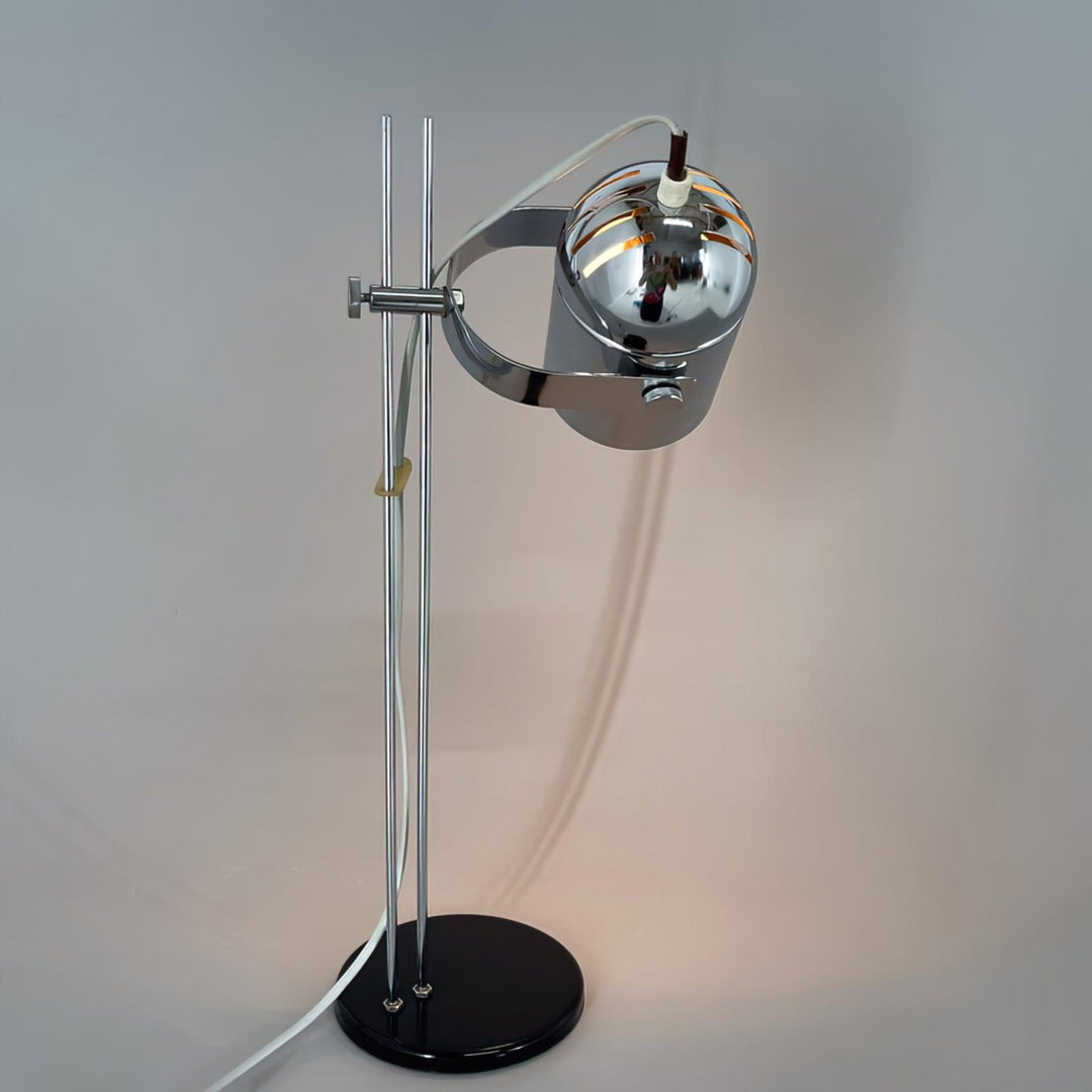 Adjusta Hebbare Schreibtischlampe