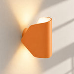 Charger l'image dans la visionneuse de galerie, Textured Rim Pointed Shade Aluminium Wall Light